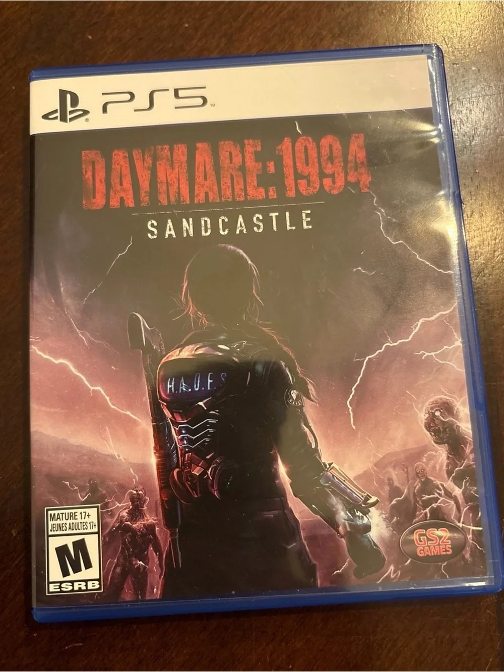 Sony PS5 Daymare: 1994 Sandcastle – Black & Red Cover Art